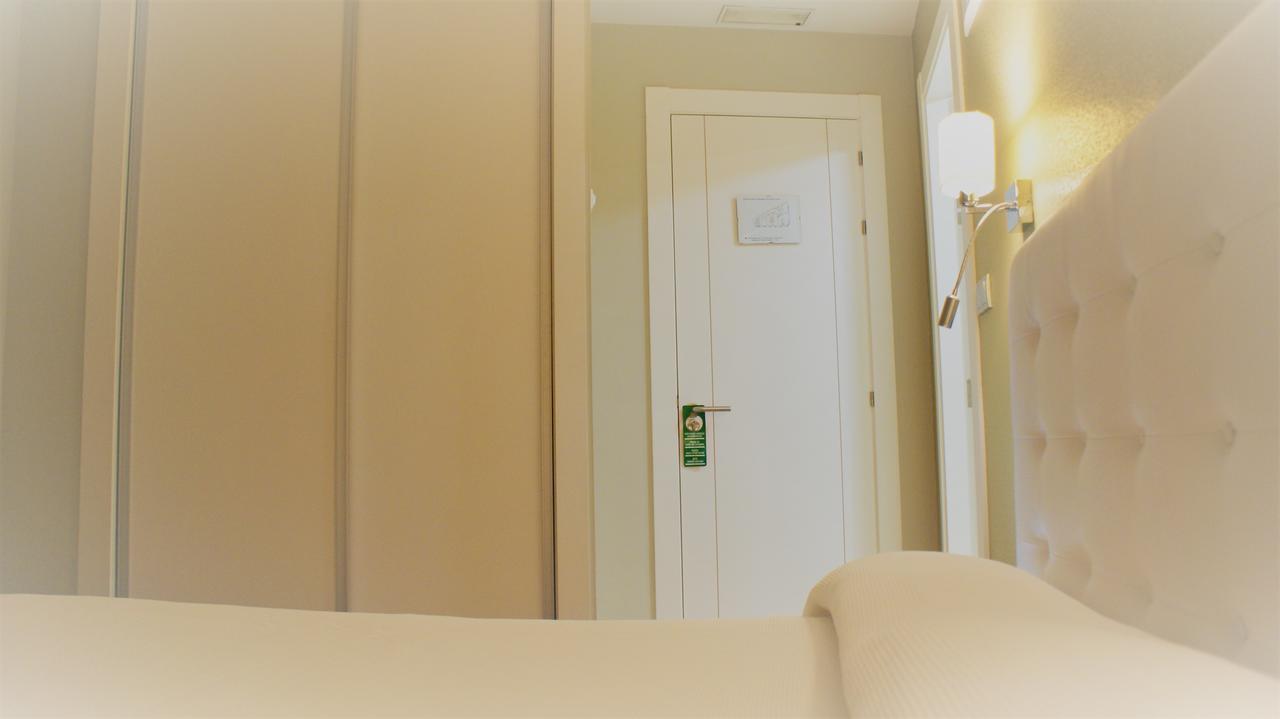 Hotel Rosal Oviedo Zewnętrze zdjęcie